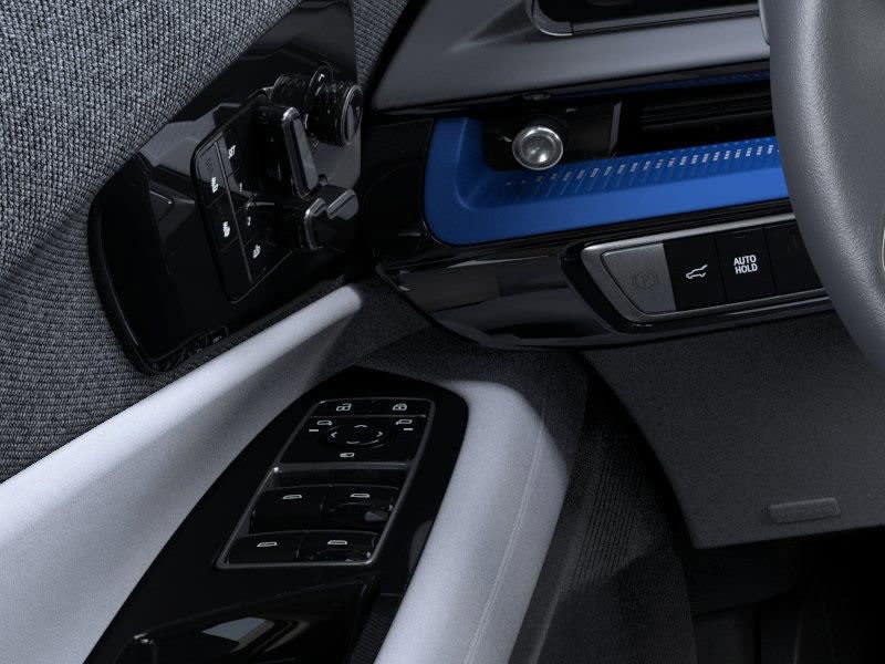 2025 Cadillac Optiq Sport 23