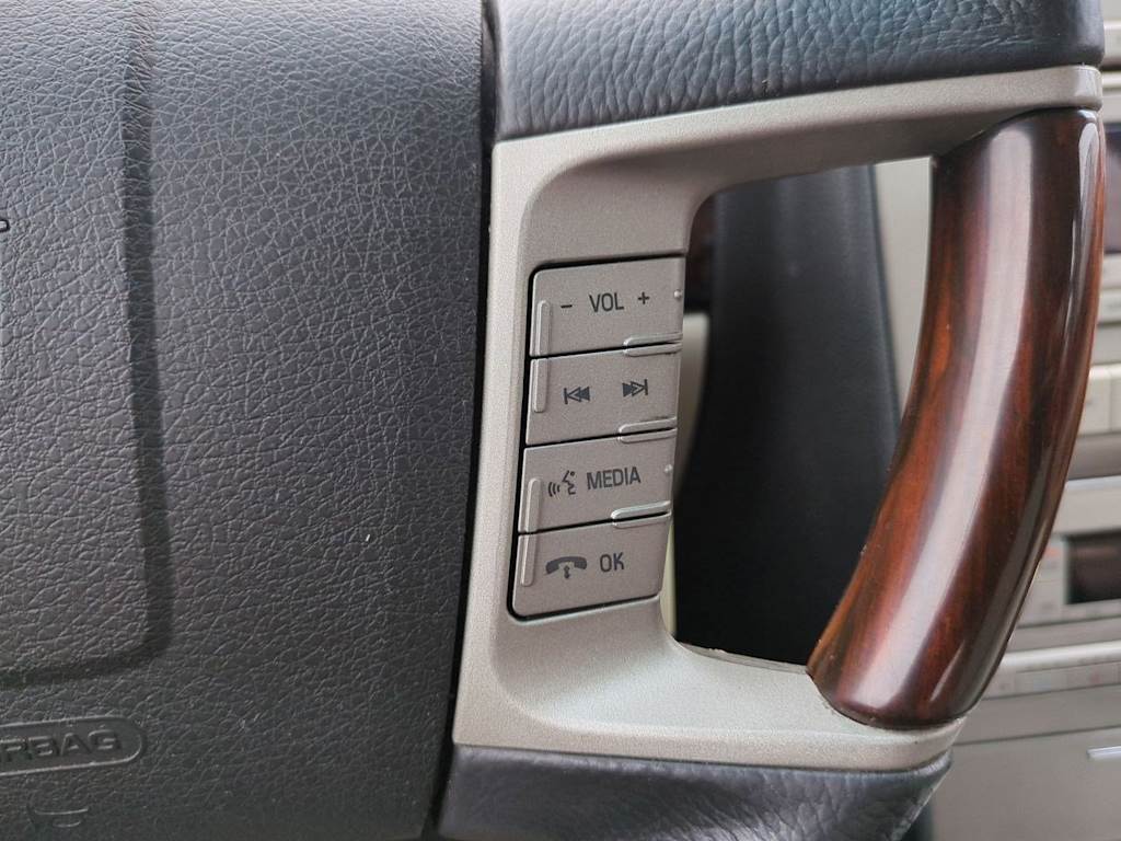 Thumbnail: 2008 Lincoln MKZ - 28
