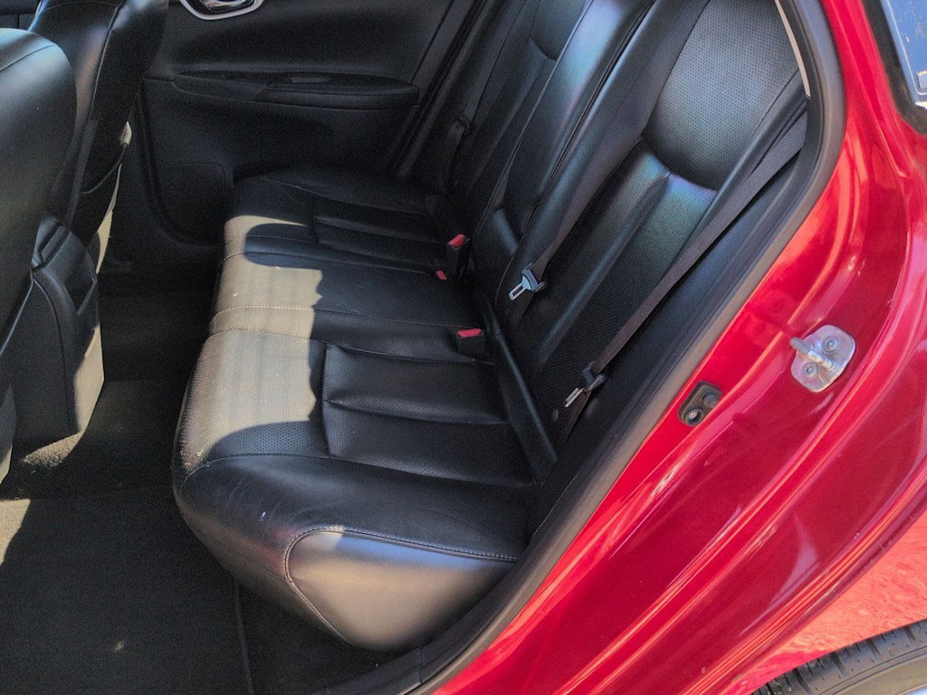 Thumbnail: 2015 Nissan Sentra - 26