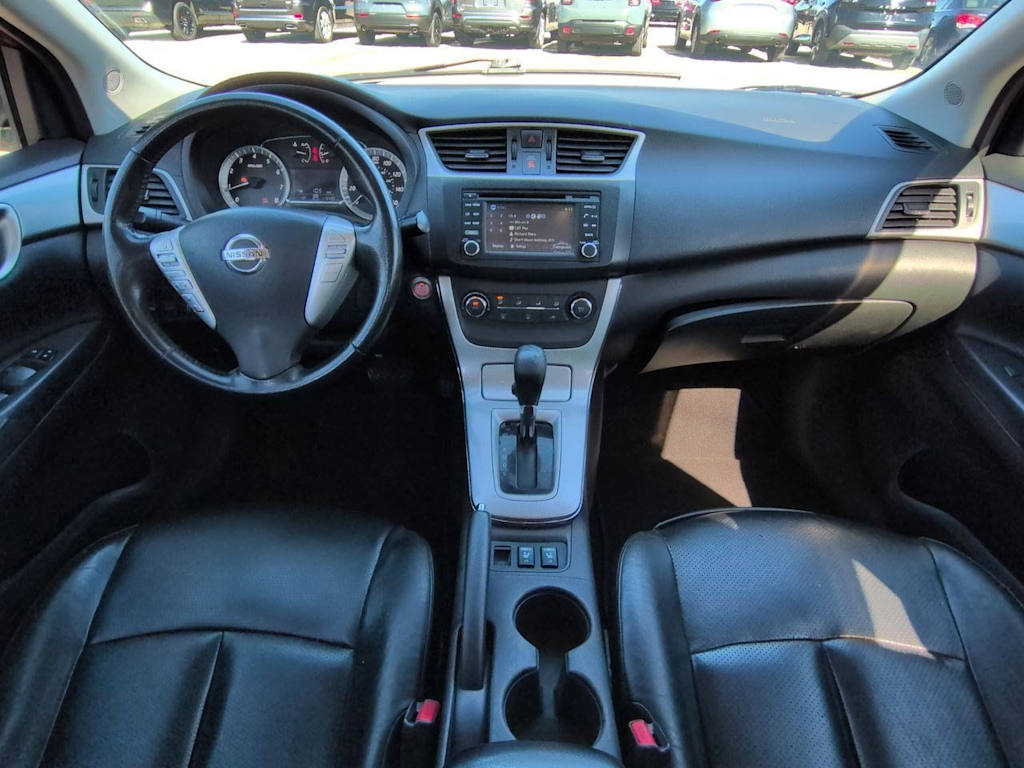 Thumbnail: 2015 Nissan Sentra - 9