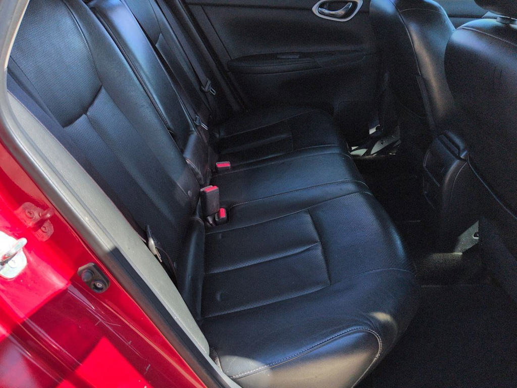 Thumbnail: 2015 Nissan Sentra - 27
