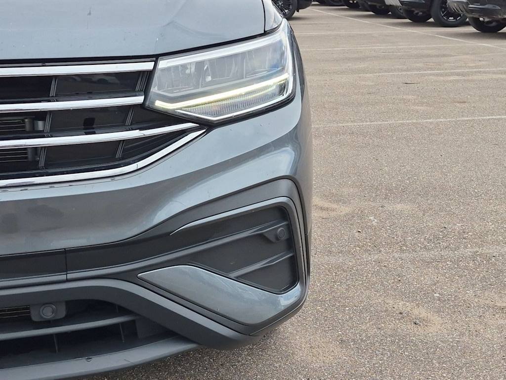 Thumbnail: 2024 Volkswagen Tiguan - 23