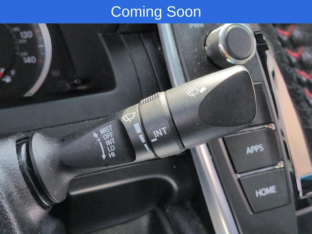 Thumbnail: 2015 Toyota Camry - 27