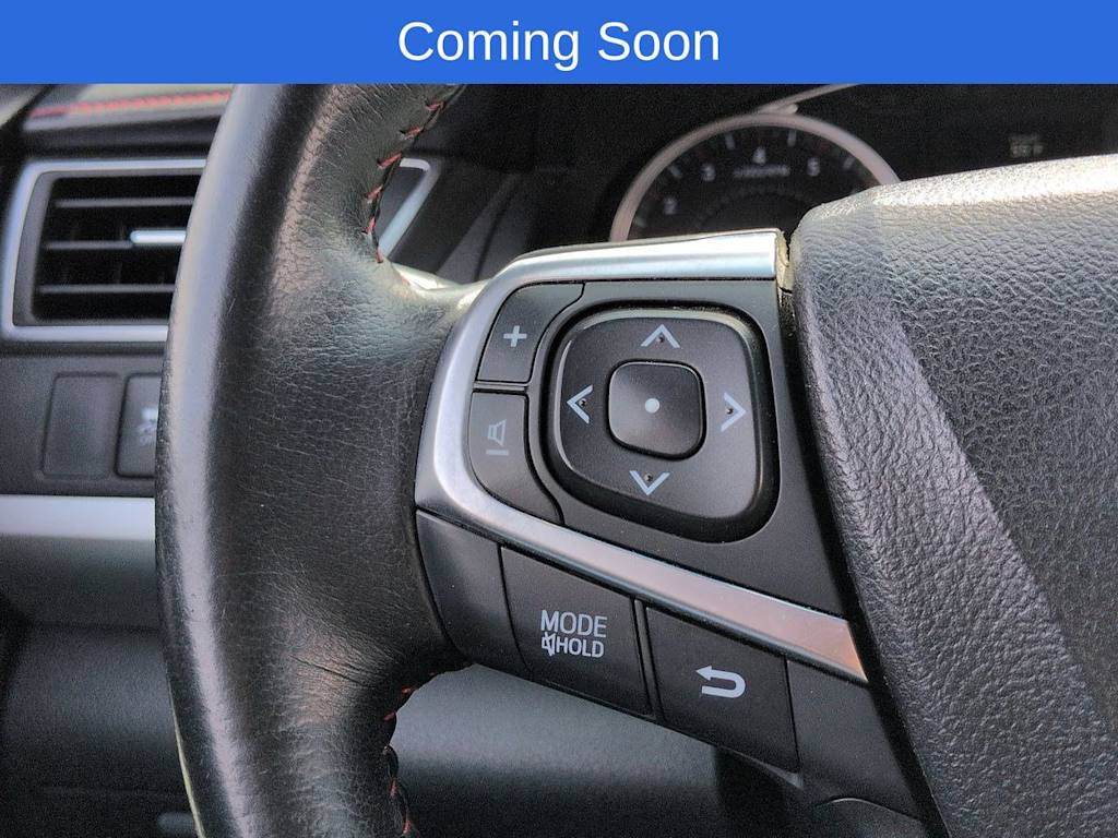 Thumbnail: 2015 Toyota Camry - 25