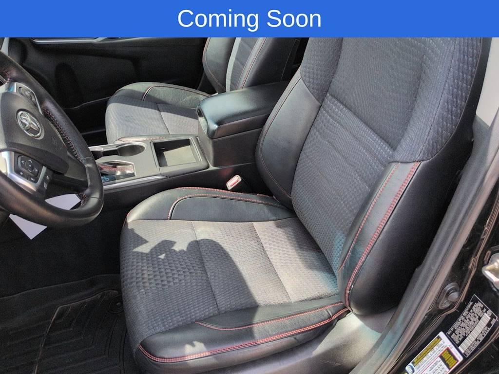 Thumbnail: 2015 Toyota Camry - 10