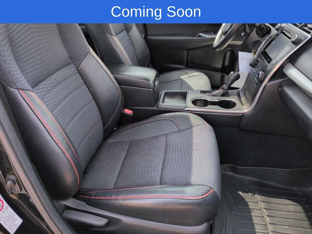 Thumbnail: 2015 Toyota Camry - 11