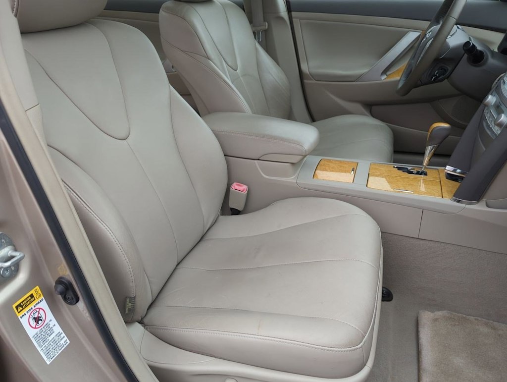 2007 Toyota Camry XLE 11