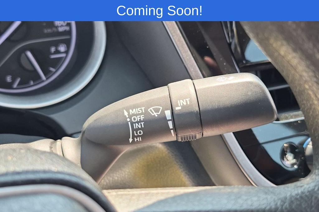 Thumbnail: 2022 Toyota Camry - 16