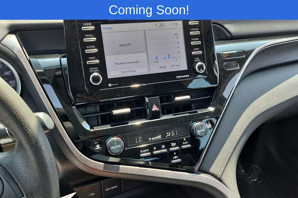 Thumbnail: 2022 Toyota Camry - 15