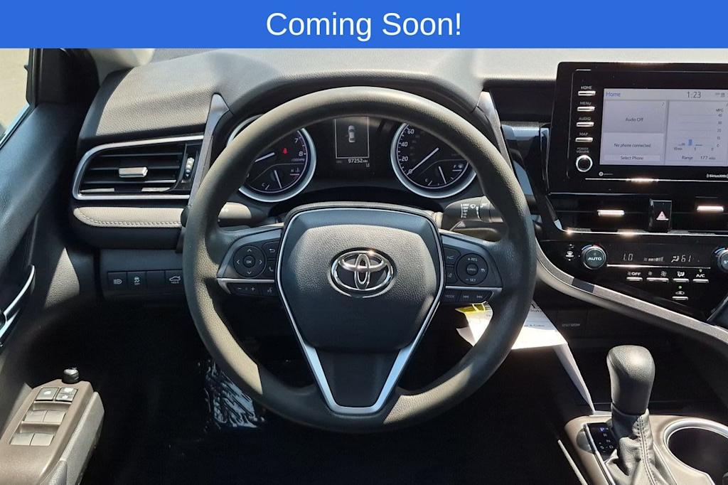 Thumbnail: 2022 Toyota Camry - 14
