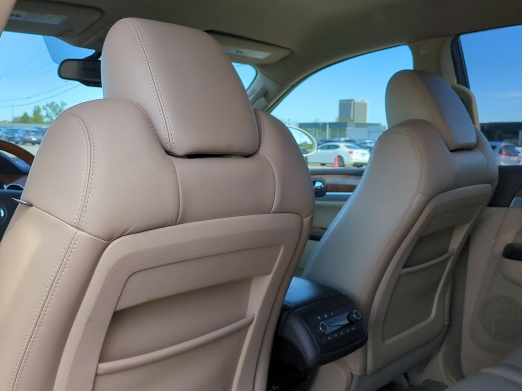 Thumbnail: 2012 Buick Enclave - 12