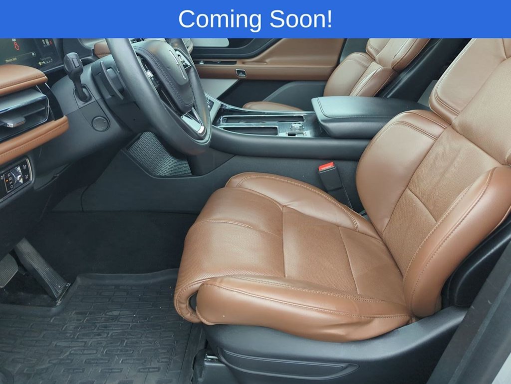 Thumbnail: 2024 Lincoln Aviator - 10