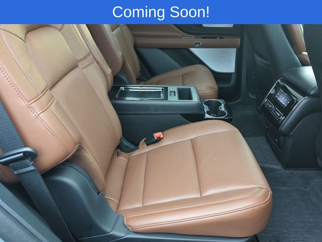 Thumbnail: 2024 Lincoln Aviator - 27
