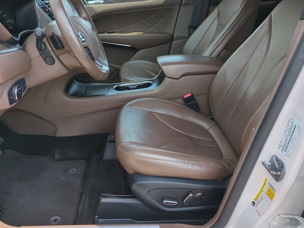 Thumbnail: 2018 Lincoln MKC - 10