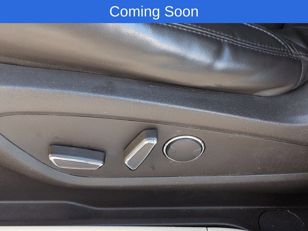 Thumbnail: 2017 Lincoln MKC - 24
