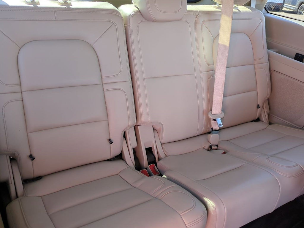 Thumbnail: 2021 Lincoln Navigator - 12