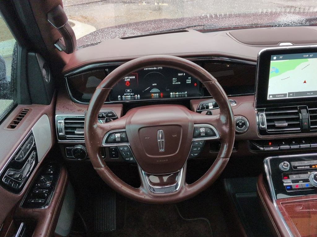 Thumbnail: 2019 Lincoln Navigator - 9
