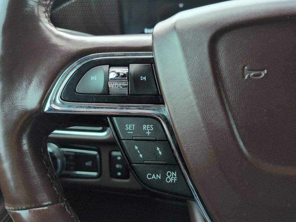 Thumbnail: 2019 Lincoln Navigator - 29
