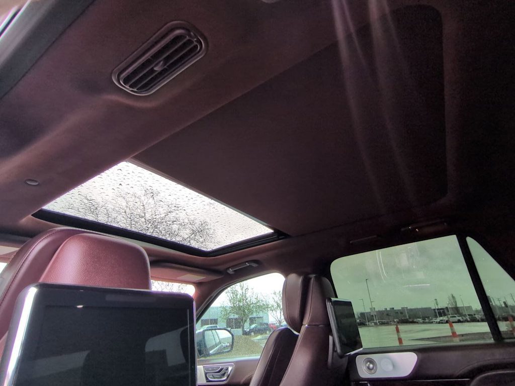 Thumbnail: 2019 Lincoln Navigator - 25