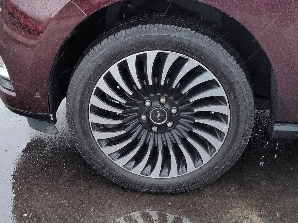 Thumbnail: 2019 Lincoln Navigator - 23