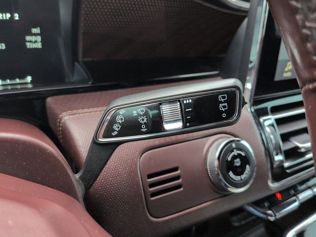 Thumbnail: 2019 Lincoln Navigator - 14