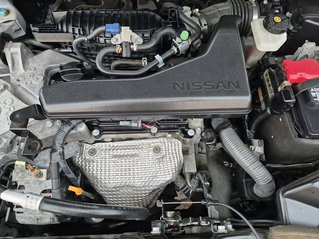 Thumbnail: 2017 Nissan Rogue - 5