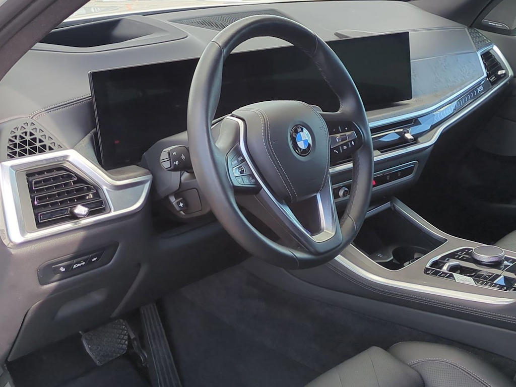 Thumbnail: 2024 BMW X5 - 2