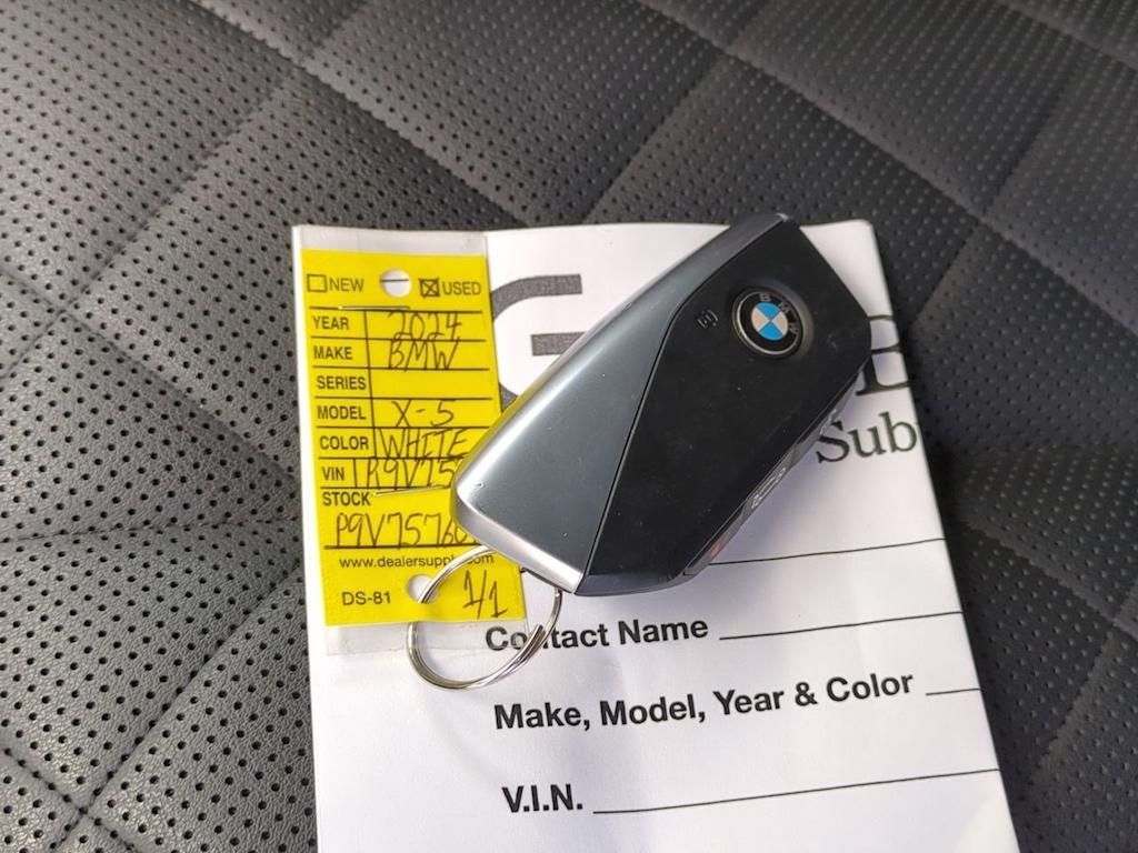 Thumbnail: 2024 BMW X5 - 18