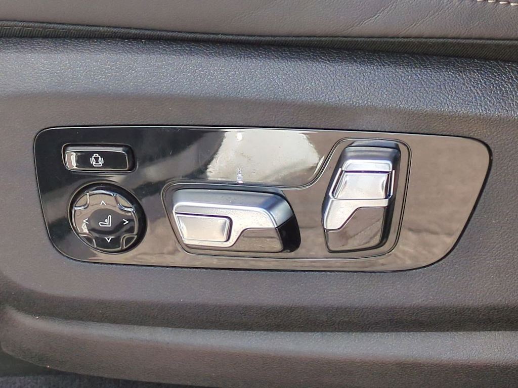 Thumbnail: 2024 BMW X5 - 24