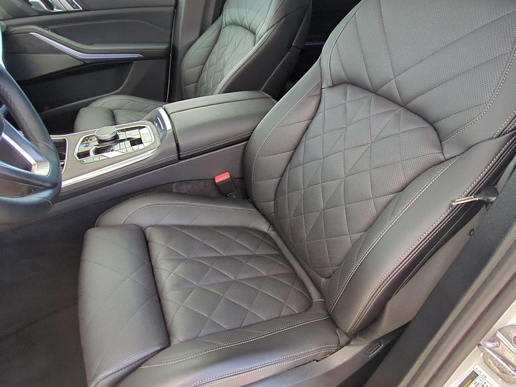 Thumbnail: 2024 BMW X5 - 10