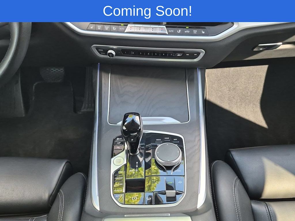Thumbnail: 2022 BMW X7 - 16