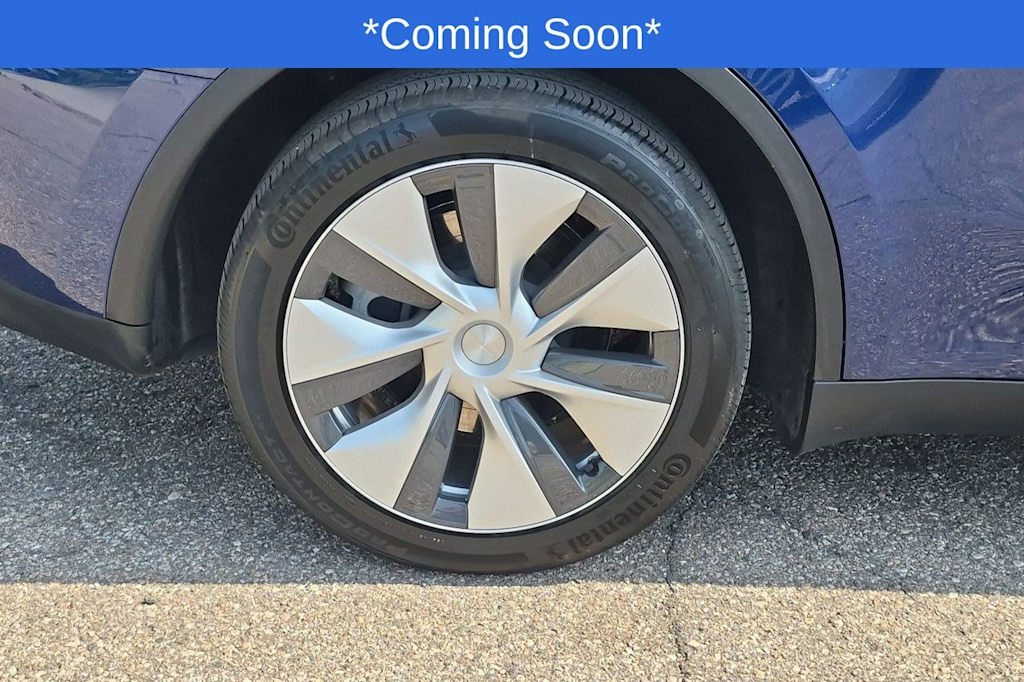 Thumbnail: 2023 Tesla Model Y - 8