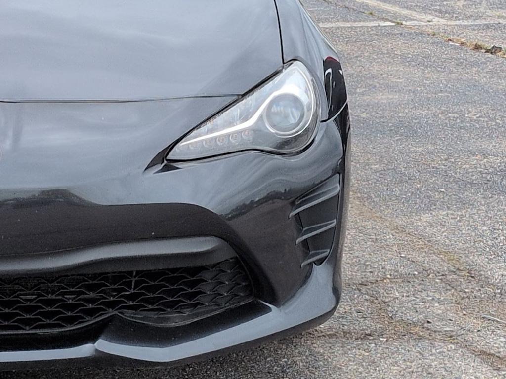 Thumbnail: 2017 Toyota 86 - 20