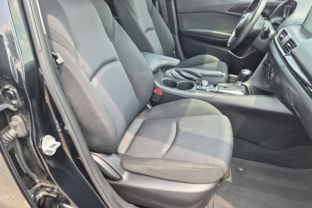 Thumbnail: 2015 Mazda Mazda3 - 12
