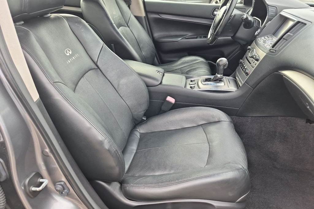 Thumbnail: 2013 INFINITI G37 - 12