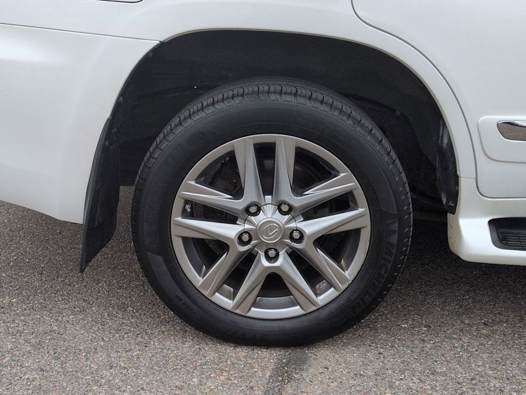 Thumbnail: 2013 Lexus LX - 8