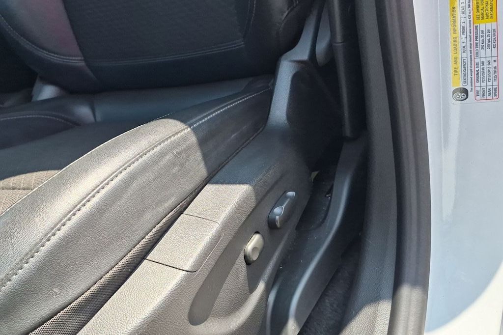 Thumbnail: 2019 Buick Encore - 12