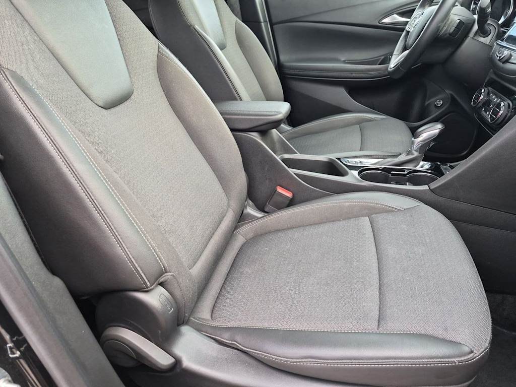 Thumbnail: 2023 Buick Encore GX - 8