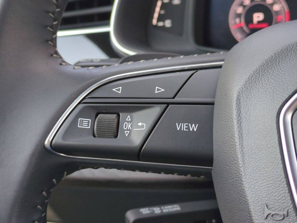 Thumbnail: 2019 Audi Q8 - 30