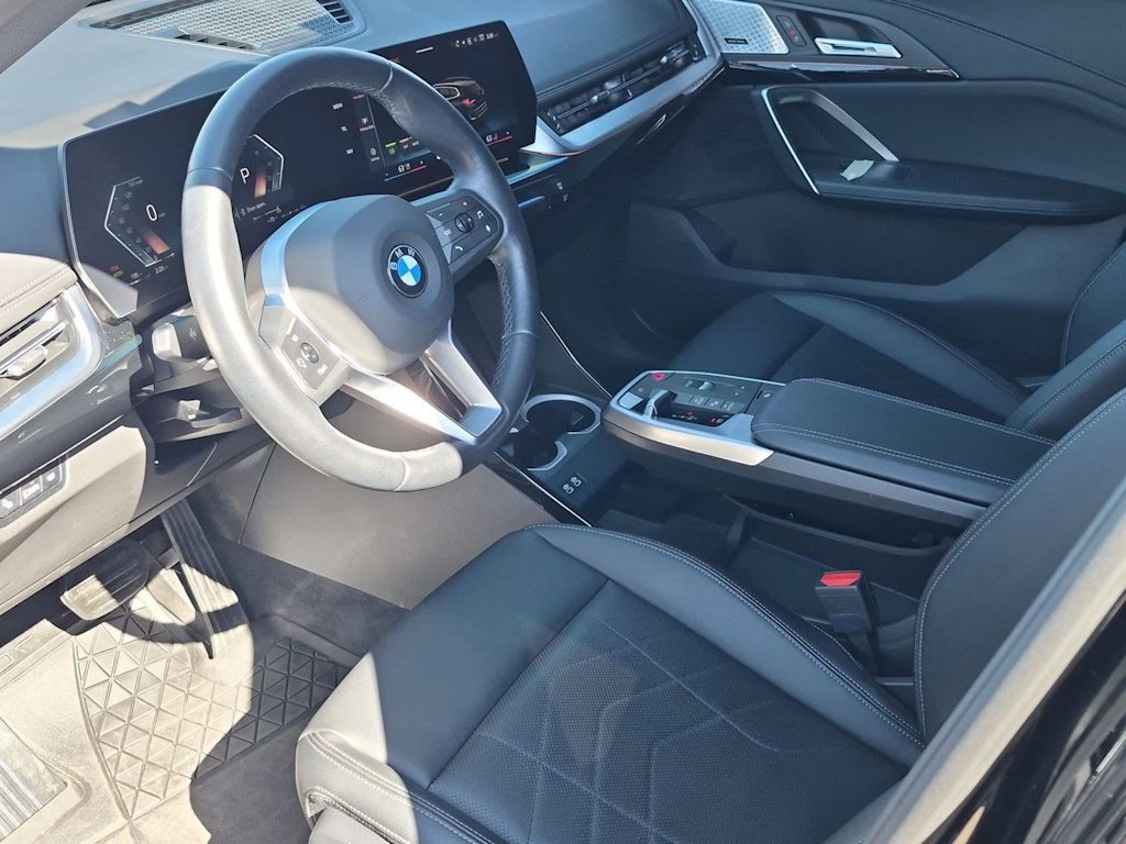Thumbnail: 2025 BMW X1 - 2