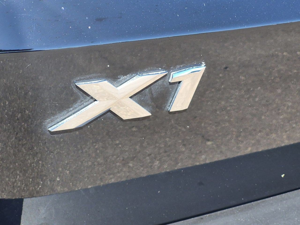 Thumbnail: 2025 BMW X1 - 24