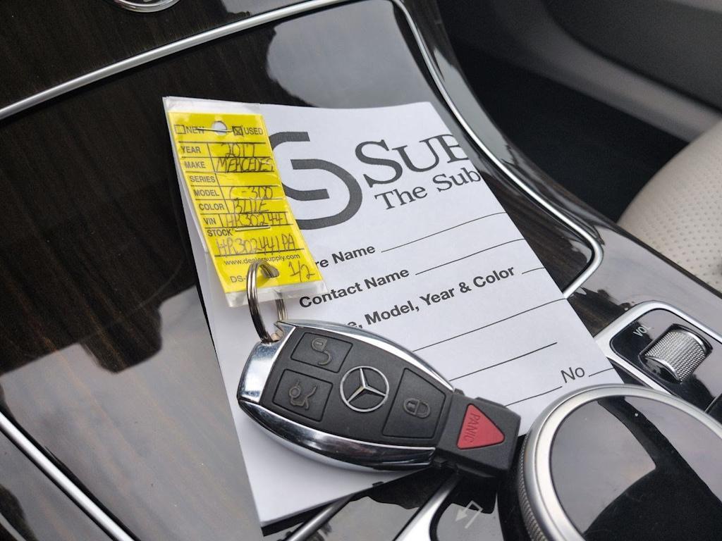 Thumbnail: 2017 Mercedes-Benz C-Class - 34
