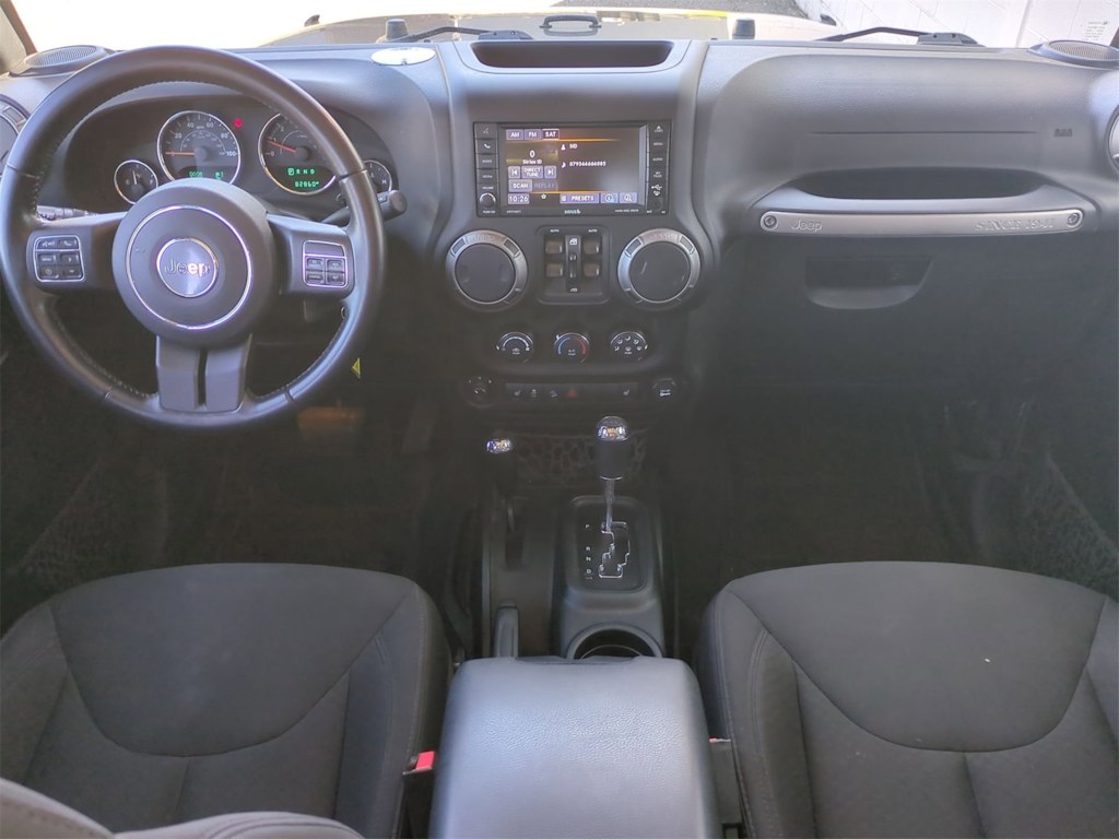 2018 Jeep Wrangler Unlimited Sport 9