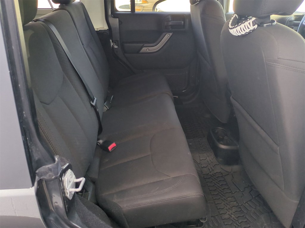 2018 Jeep Wrangler Unlimited Sport 24