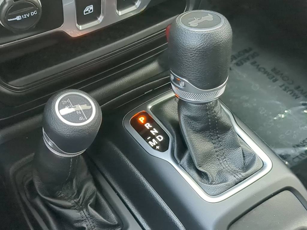 Thumbnail: 2021 Jeep Wrangler - 13
