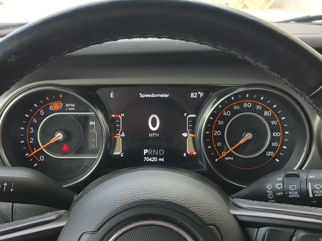Thumbnail: 2021 Jeep Wrangler - 29