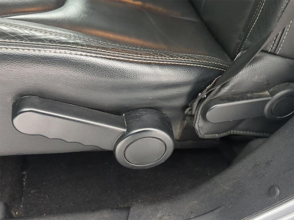 Thumbnail: 2016 Jeep Wrangler - 32