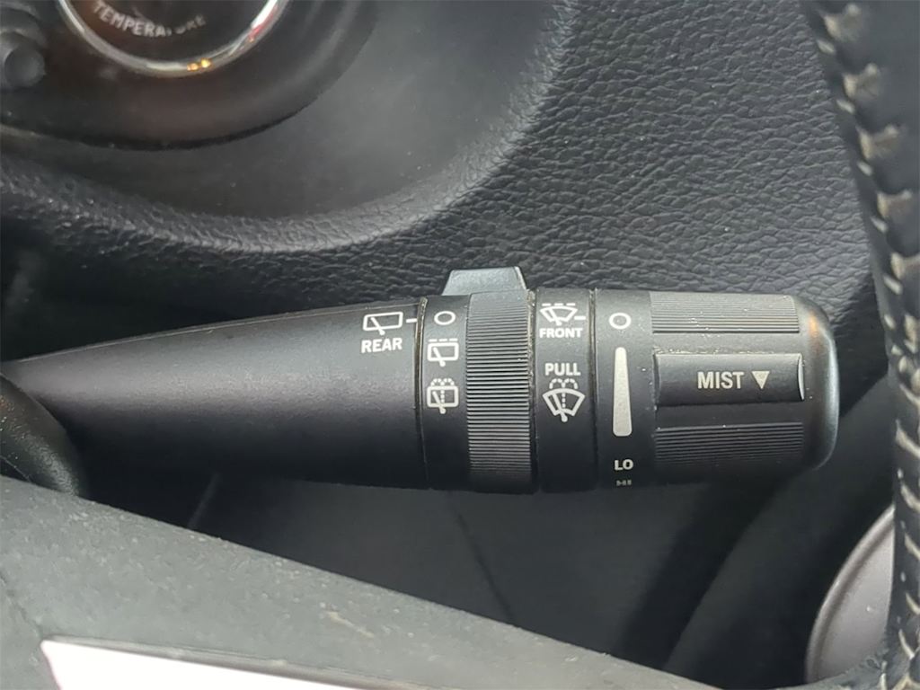 Thumbnail: 2016 Jeep Wrangler - 37