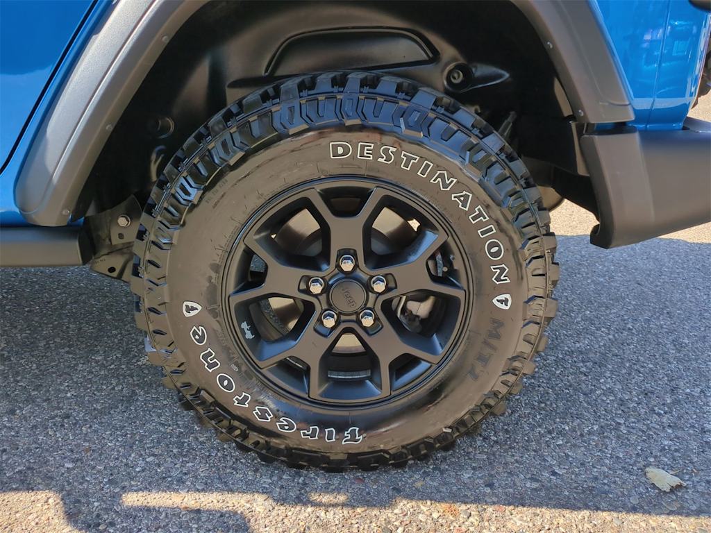 Thumbnail: 2021 Jeep Wrangler - 8