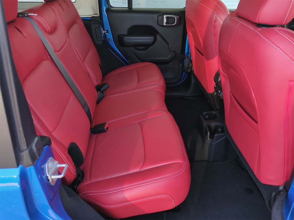 Thumbnail: 2021 Jeep Wrangler - 27